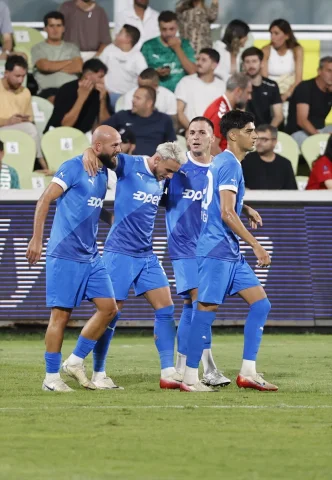 Sipay Bodrum FK'nın Zafer Yürüyüşü: Sakaryaspor Mağlubiyetle Sarsıldı