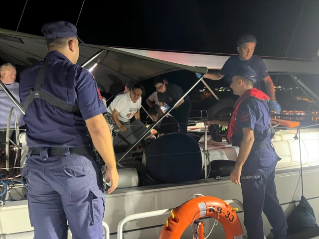 Antalya'da Yelkenli Kazası: Moldovalı Turistin Korku Dolu Anları