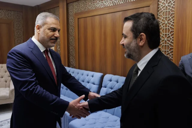 Dışişleri Bakanı Fidan'ın Cidde Temasları: Suriye ile Yeni Dönem Mi Başlıyor?
