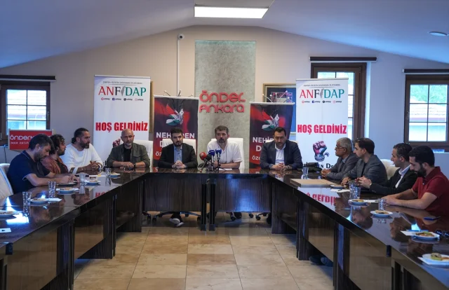 İsrail Gazze'de Nasır Hastanesine Saldırdı: Türk ve Filistinli Gazetecilerden Sert Tepki