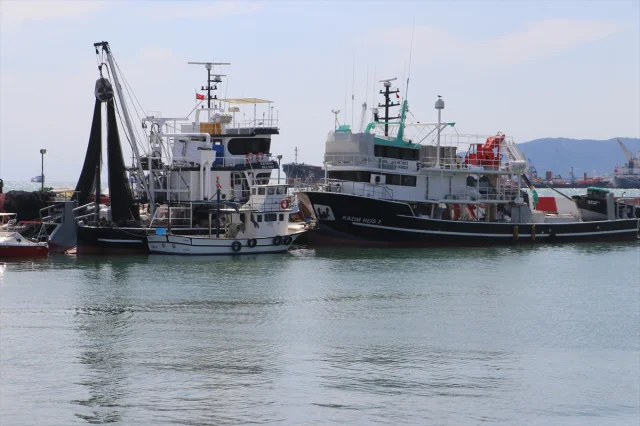 Poyraz Fırtınası Tekirdağ'da Hayatı Felç Etti