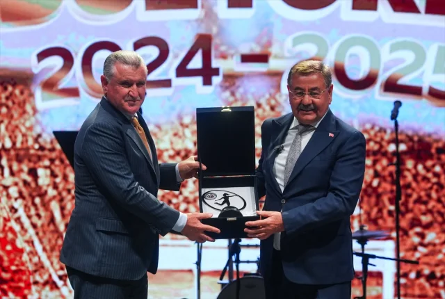 Kadın Futbolunun Parlayan Yıldızları Ankara'da Bir Araya Geldi