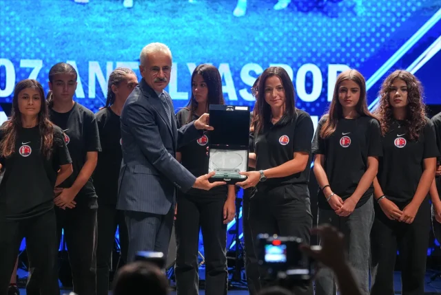 Kadın Futbolunun Parlayan Yıldızları Ankara'da Bir Araya Geldi
