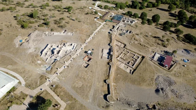 Karabük’te Sanat ve Arkeoloji: Hadrianopolis Antik Kenti'nde...