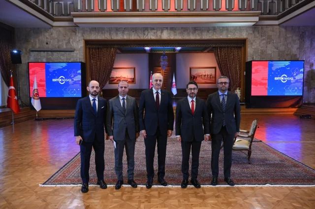 Meclis Önünde Beyaz Toros Yakılması Ne Anlama Geliyor?