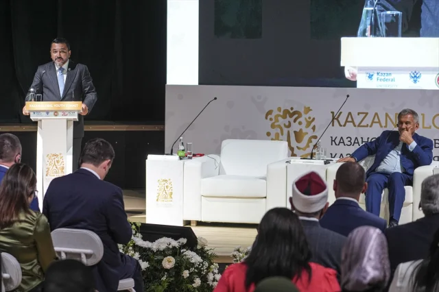 Kazan'da Küresel Gençlik Zirvesi: Eğitim ve Liderlik Üzerine Yeni Perspektifler
