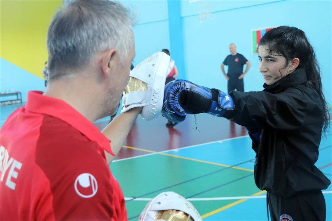 Savate'nin Yıldızları Avrupa'da Madalya Avına Çıkıyor