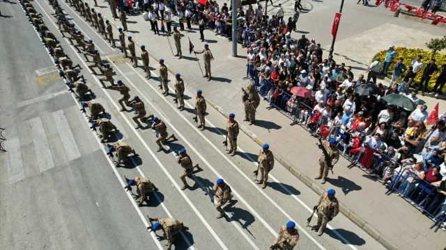 Zafer Coşkusu Türkiye'nin Her Köşesinde Yaşandı: Samsun'dan Amasya'ya Unutulmaz Anlar
