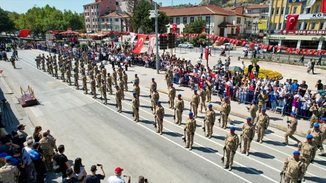 Zafer Coşkusu Türkiye'nin Her Köşesinde Yaşandı: Samsun'dan Amasya'ya Unutulmaz Anlar