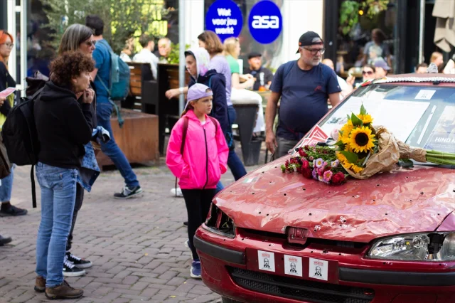 Hollanda'da Gazze'de Ölen Çocuğun Anısına Duygusal Sergi