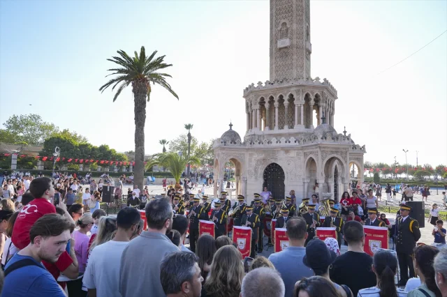 İzmir'de Unutulmaz 30 Ağustos Coşkusu