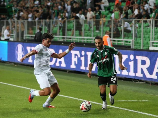 Trendyol 1. Ligi'nde Boluspor Şov Yaptı: Sakaryaspor Karşısında Gol Dersi