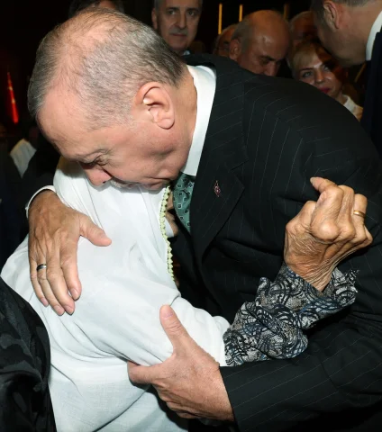 Cumhurbaşkanı Erdoğan'dan Zafer Bayramı'nda Birlik Mesajı