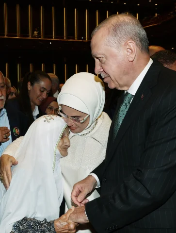 Cumhurbaşkanı Erdoğan'dan Zafer Bayramı'nda Birlik Mesajı