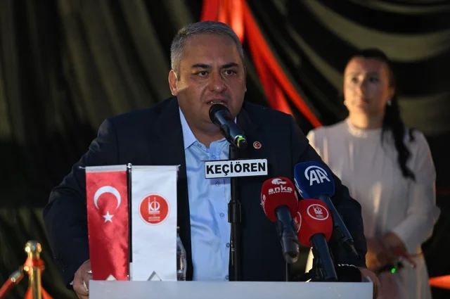 Keçiören'de 30 Ağustos'un Simgesi Olan Anıt Görkemli Bir Törenle Açıldı