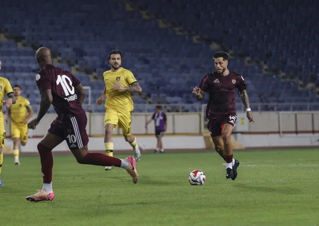 Trendyol 1. Lig’de Nefes Kesen Mücadele: Hatayspor ve İstanbulspor Karşı Karşıya