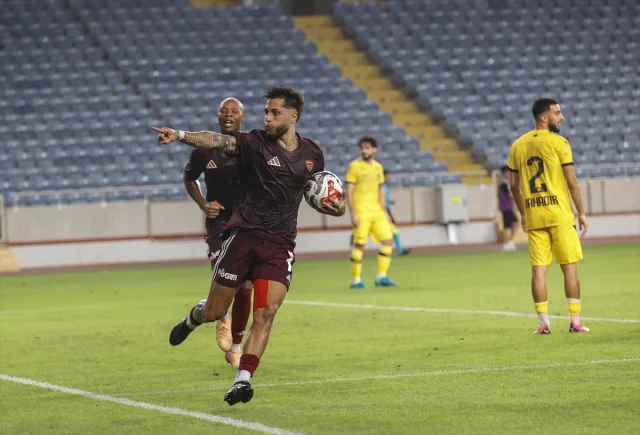 Trendyol 1. Lig’de Nefes Kesen Mücadele: Hatayspor ve İstanbulspor Karşı Karşıya