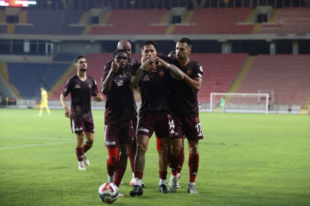 Trendyol 1. Lig’de Nefes Kesen Mücadele: Hatayspor ve İstanbulspor Karşı Karşıya
