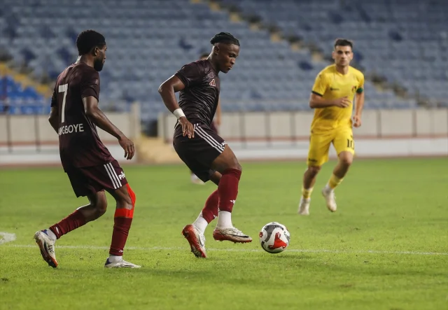 Trendyol 1. Lig’de Nefes Kesen Mücadele: Hatayspor ve İstanbulspor Karşı Karşıya