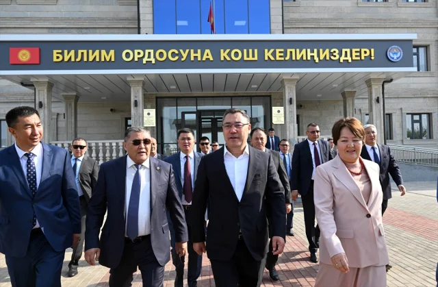 Kırgızistan'ın Bağımsızlık Coşkusu Zirve Yaptı