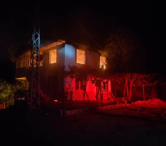 Kiracılarını Öldüren Çiftin Evi Gizemli Bir Şekilde Yandı