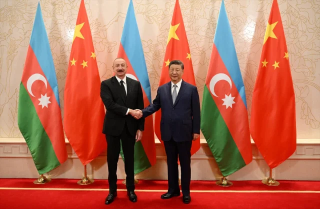 Aliyev ve Şi'nin Sıcak Temasları: Ticaret ve Enerjide Büyük...