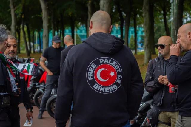 Lahey’de Motosikletliler Filistin İçin Sokağa Çıktı