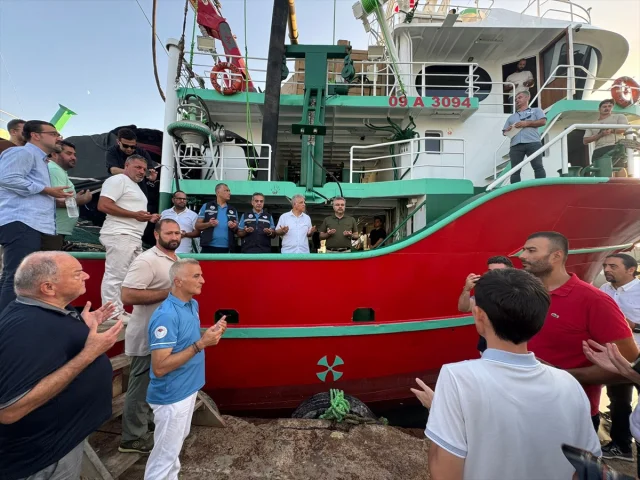Aydın'da Geceye Hazırlık Balıkçılar 'Vira Bismillah' Diyecek