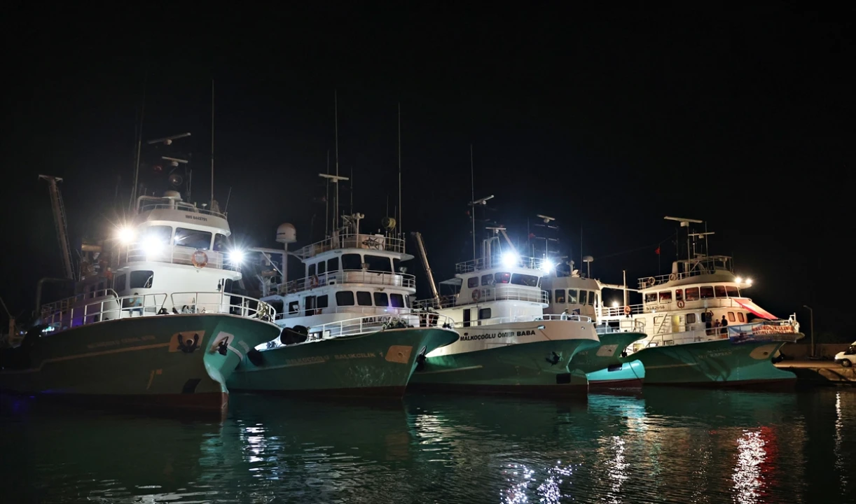 Balıkçılar Av Sezonunu Dualarla Açtı Heyecan Verici Anlar Yaşandı