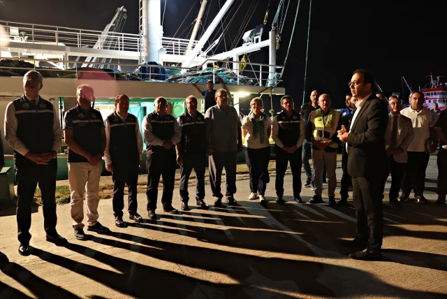 Balıkçılar Av Sezonunu Dualarla Açtı Heyecan Verici Anlar Yaşandı