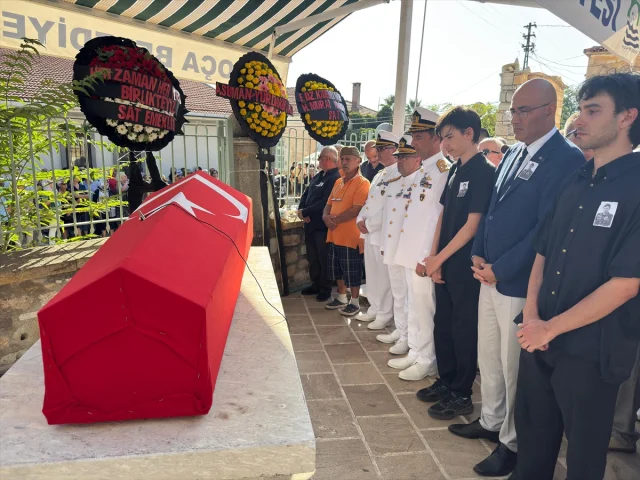 İz Metin Son Görevinde Unutulmadı: İzmir'de Anlamlı Uğurlama