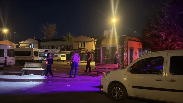 Kayseri'deki Bıçaklı Kavga Şok Etti: Taksi Şoförü Ağır Yaralı