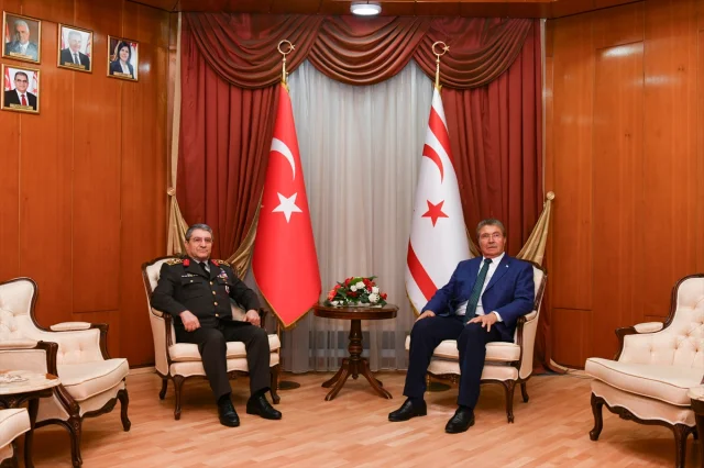 Orgeneral Bayraktaroğlu'nun İlk Durağı: KKTC Ziyaretinin Dikkat Çeken Detayları