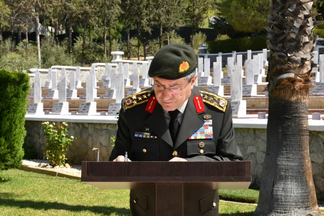 Orgeneral Bayraktaroğlu'nun İlk Durağı: KKTC Ziyaretinin Dikkat Çeken Detayları
