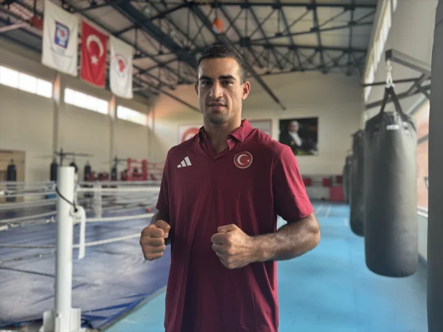 Milli Boksörlerden Altın Madalya Yolunda Büyük Hedefler