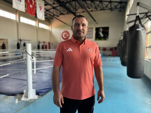 Milli Boksörlerden Altın Madalya Yolunda Büyük Hedefler