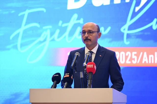 Türk Dünyasını Birleştiren Eğitim Kurultayı Ankara'da İlgi Gördü