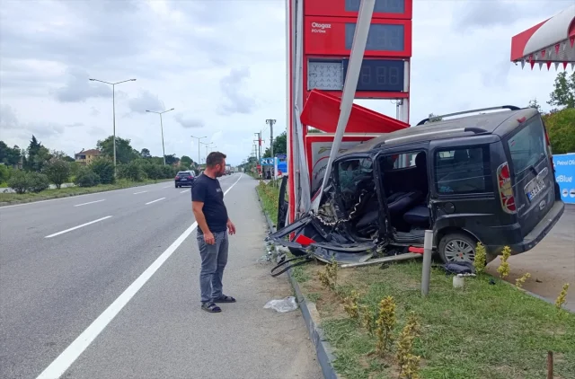 Samsun'da Akaryakıt İstasyonu Kazası Üç Kişiyi Hastanelik Etti