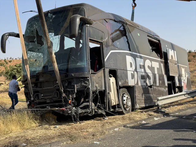 Şanlıurfa'da Yolcu Otobüsü Devrildi: Ne Oldu ve Son Gelişmeler
