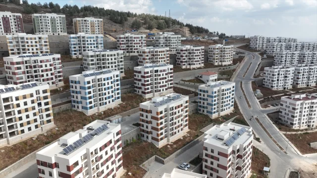 Bakan Kurum'un Büyük Müjdesi: 300 Bin Yeni Ev Tamamlandı