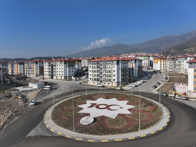 Bakan Kurum'un Büyük Müjdesi: 300 Bin Yeni Ev Tamamlandı