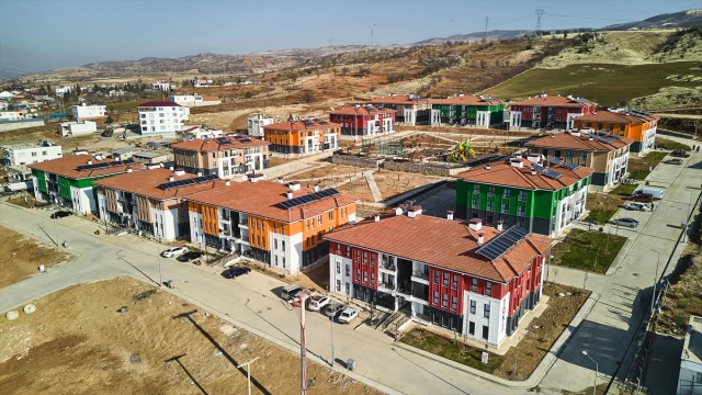 Bakan Kurum'un Büyük Müjdesi: 300 Bin Yeni Ev Tamamlandı