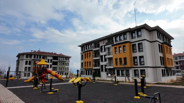 Bakan Kurum'un Büyük Müjdesi: 300 Bin Yeni Ev Tamamlandı