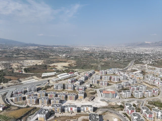 Bakan Kurum'un Büyük Müjdesi: 300 Bin Yeni Ev Tamamlandı