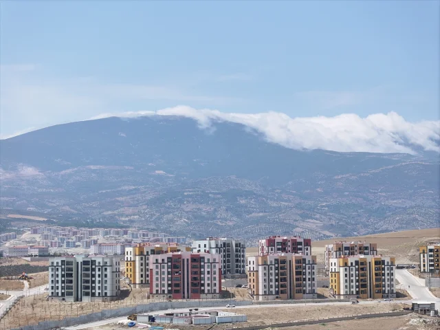 Bakan Kurum'un Büyük Müjdesi: 300 Bin Yeni Ev Tamamlandı