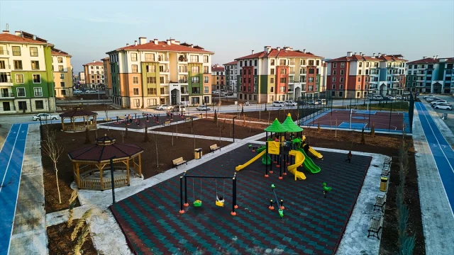 Bakan Kurum'un Büyük Müjdesi: 300 Bin Yeni Ev Tamamlandı