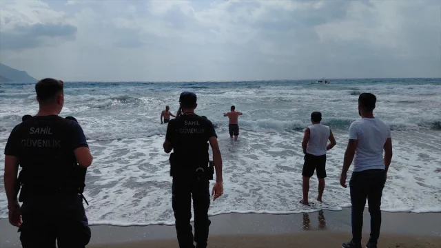 Hatay'da Tatil Kabusu: İki Kardeşten Biri Denizde Can Verdi