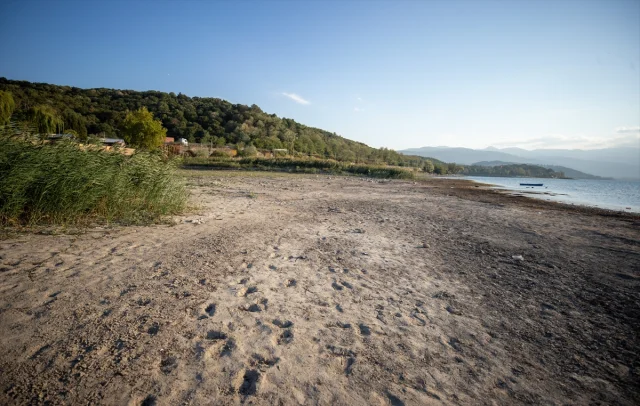 Sapanca Gölü S.O.S Veriyor: Su Seviyesi İçin Acil Önlemler Gündemde