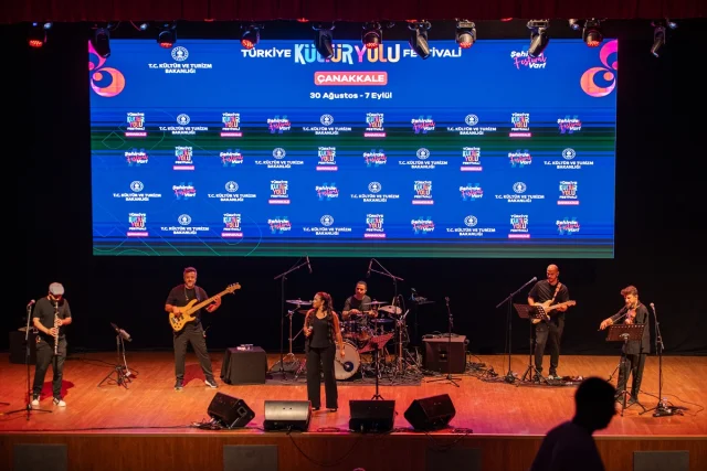 Çanakkale Kültür Yolu Festivali Nefes Kesmeye Devam Ediyor