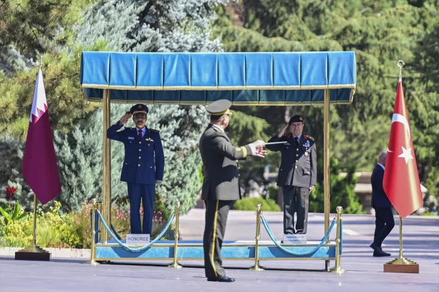 Ankara'da Kritik Görüşme: Türk ve Katarlı Genelkurmay Başkanları Bir Araya Geldi